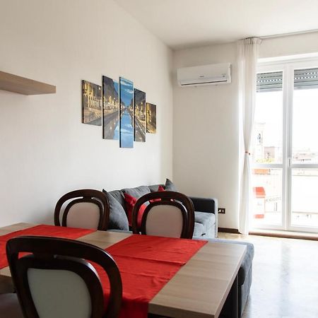 Ferienwohnung Youhosty - Buonarroti 15 Mailand Exterior foto